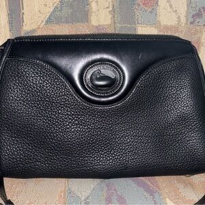 DOONEY AND BOURKE BLACK PEBBLE LEATHER CROSSBODY MESSENGER PURSE